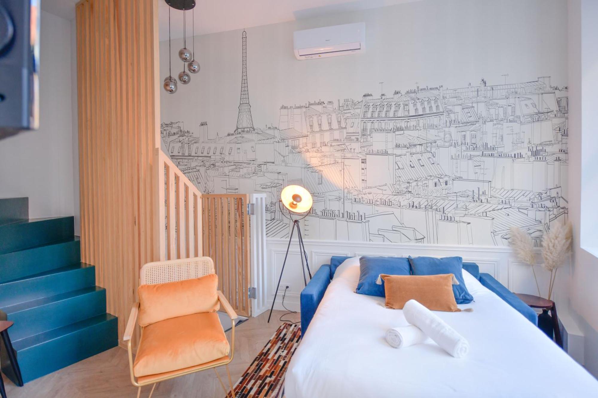 Montmartre Marvel! Designer Apartment Near Metro Париж Екстериор снимка